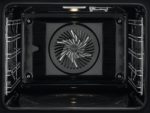 Einbaubackofen AEG BEB351010M im Detail-Check
