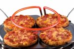 Trebs Pizzaofen für 4/6/8 Personen im Detail-Check